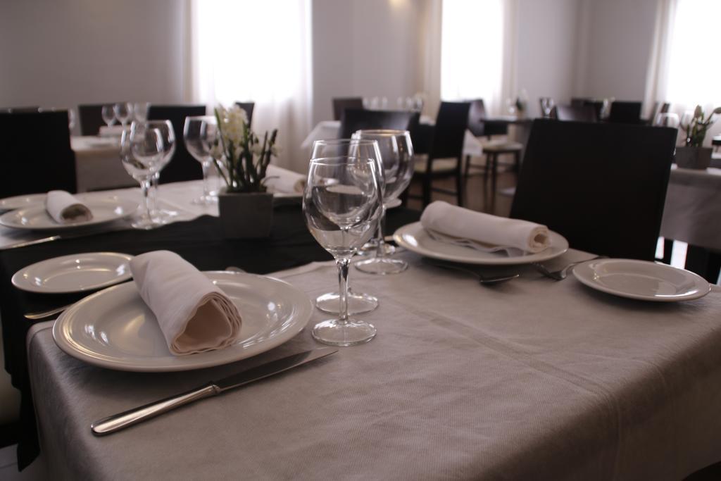 Hotel Rural Arroyo La Plata By Bossh Hotels Jerez De Los Caballeros Extérieur photo
